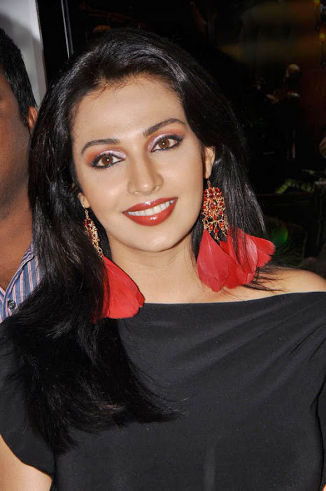 asha saini in black at philips d launchasha saini was spotted at the launch of philips d tv